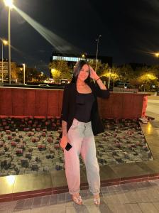 657339213: Chica busca chico en Ibiza