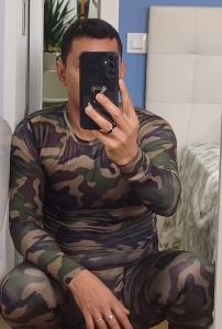 722494883: Chico busca chica en Pontevedra