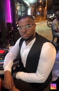 Chico busca chica en Albacete: 