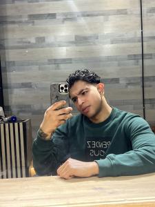 603239712: Chico busca chica en Granada