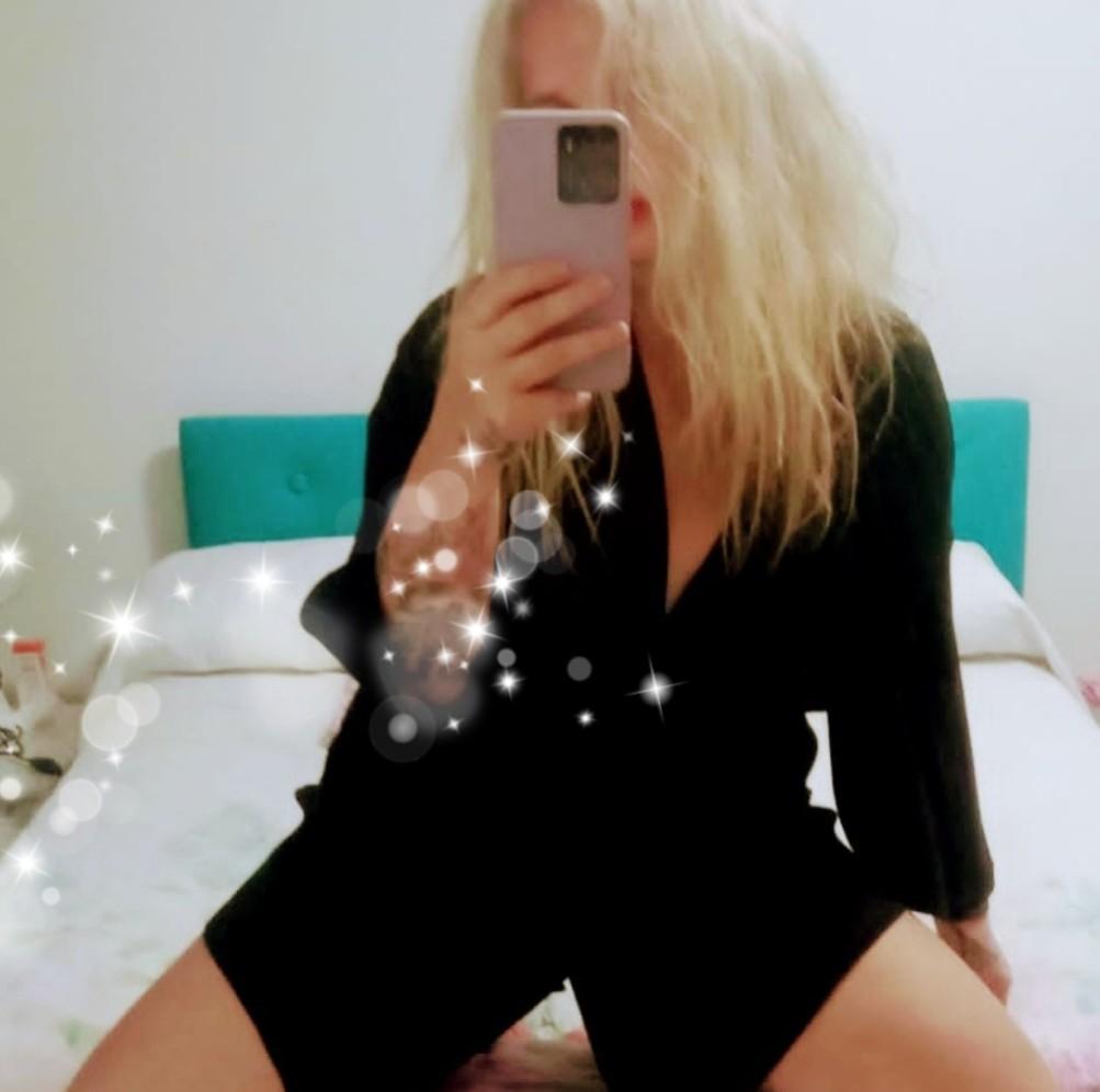 Chica busca chico en La Coruña: 