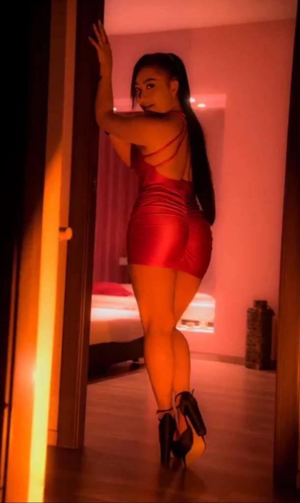 Chica busca chico en Barcelona: 