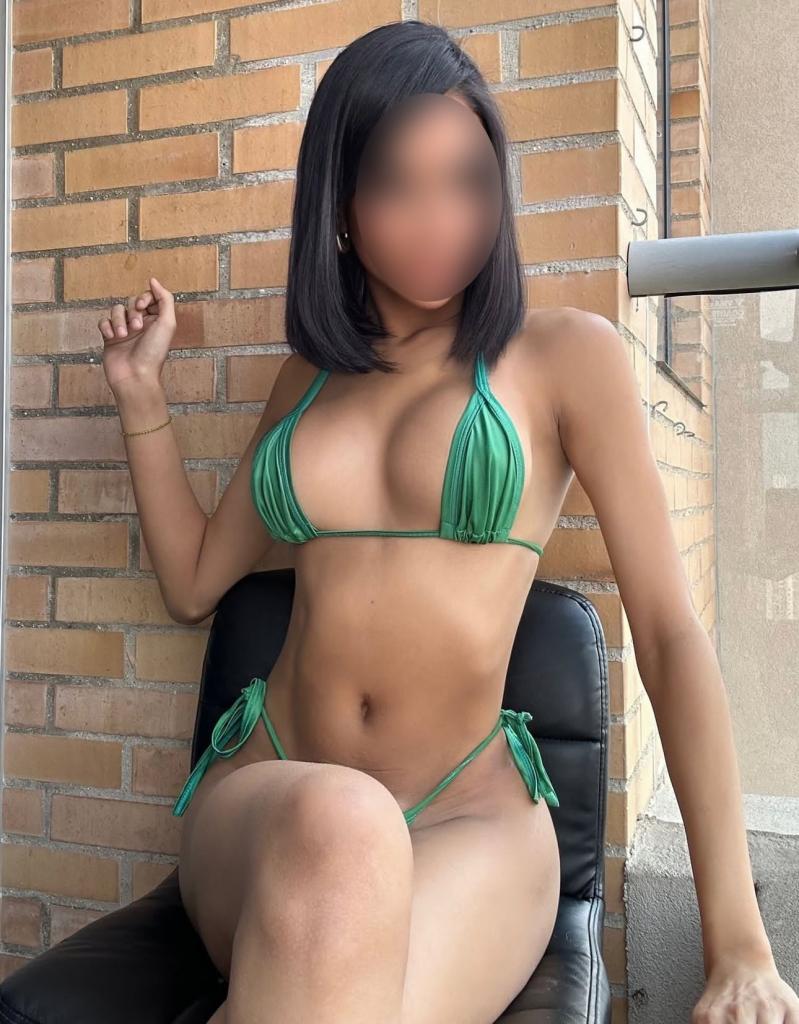 Chica busca chico en Almería: 