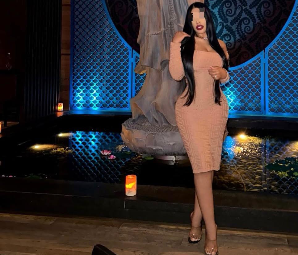 Chica busca chico en Cuenca: 