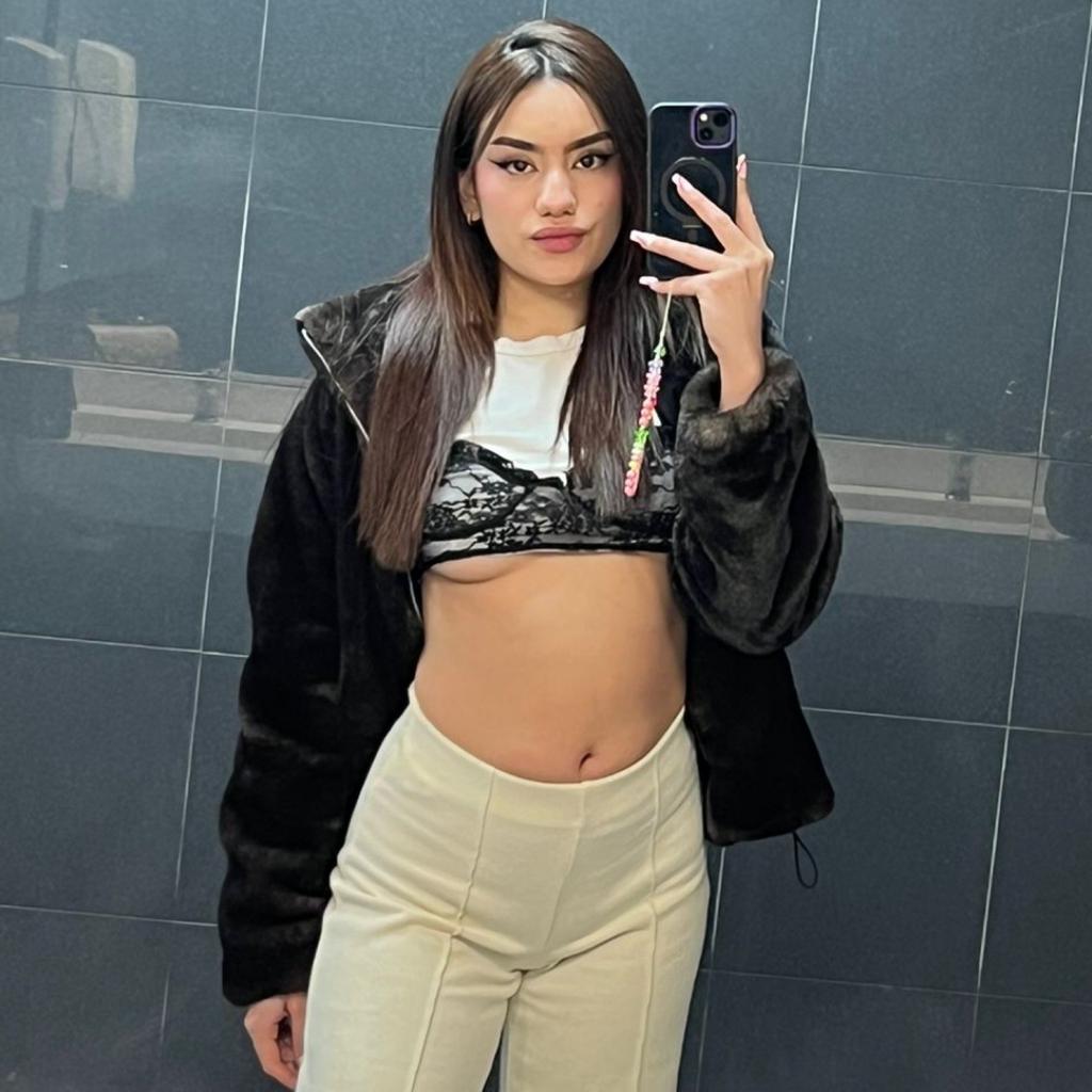 632011425: Chica busca chico en Tarragona