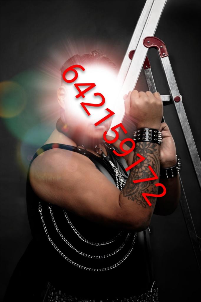 642159172: Chico busca chica en La Coruña