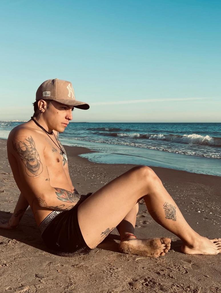 Chico busca chica en Barcelona: 