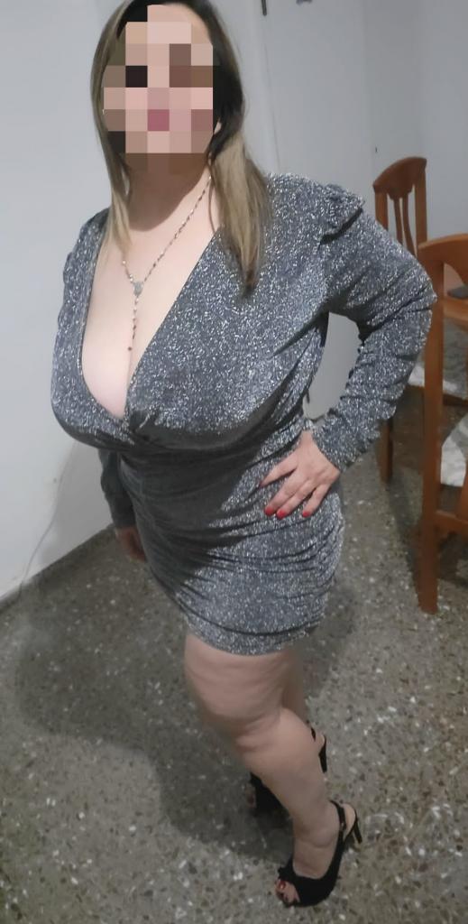 Chica busca chico en Cádiz: 