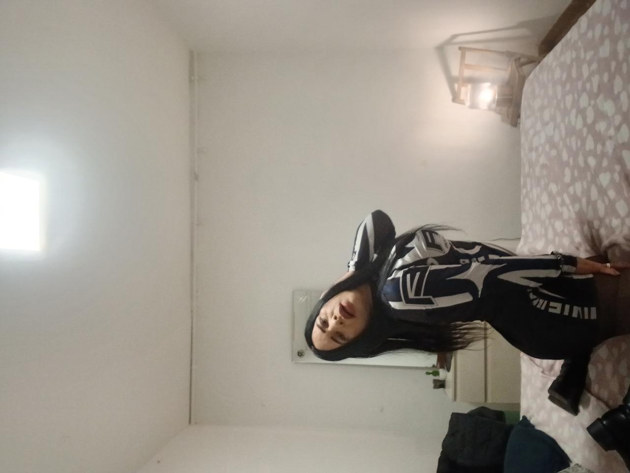 621480182: Transexual en León