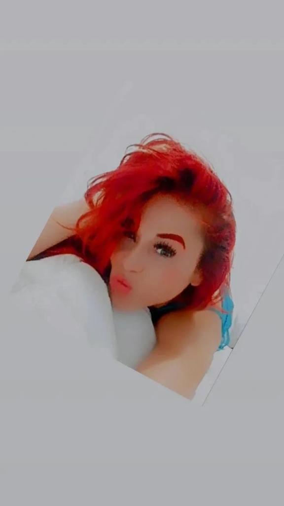 643083787: Chica busca chico en Navarra