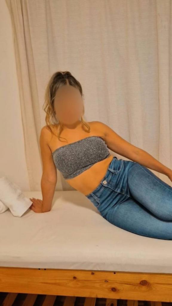602622753: Chica busca chico en La Coruña