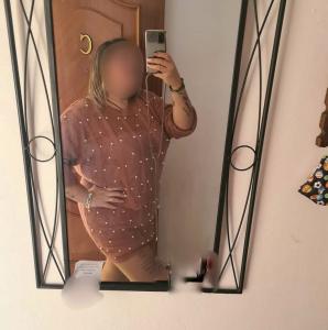 642367798: Chica busca chico en Sevilla