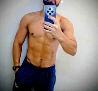 614643804: Chico busca chica en Madrid