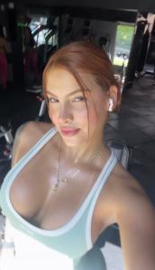 664714350: Chica busca chico en Sevilla