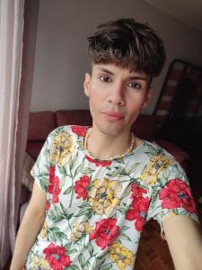 644087698: Chico busca chica en Asturias