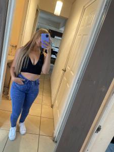 631436259: Chica busca chico en Asturias