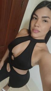 613902396: Chica busca chico en Sevilla