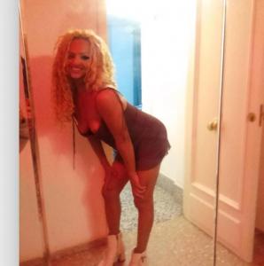 633085495: Travesti en Valencia