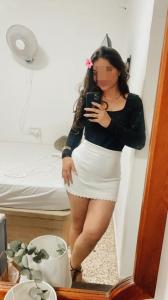 692839011: Chica busca chico en Ibiza