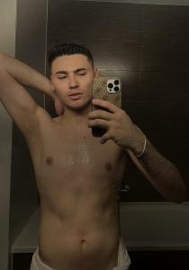 627449874: Chico busca chica en Pontevedra