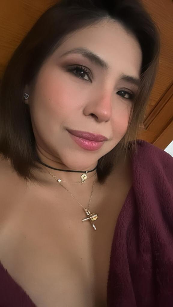 722364598: Chica busca chico en Madrid