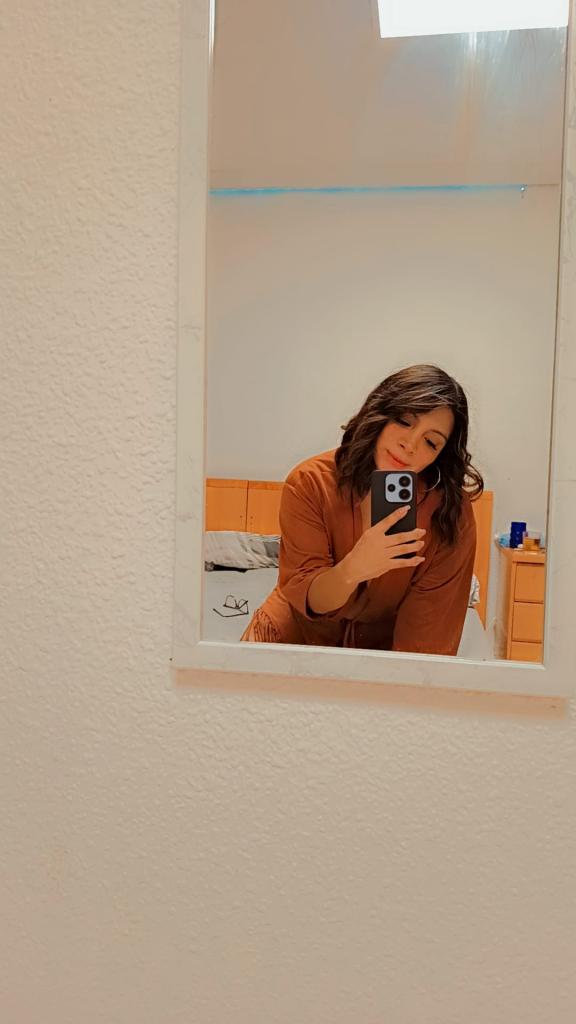 614929372: Chica busca chico en Madrid