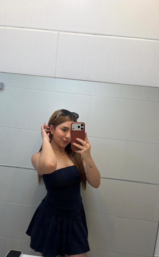 694286258: Chica busca chico en Barcelona