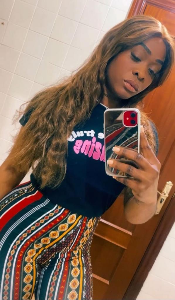 Chica busca chico en Málaga: Chica busca chico