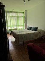 684083183: Chica busca chico en La Coruña