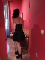 664779287: Chica busca chico en Valencia