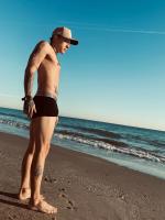 614836400: Chico busca chica en Barcelona