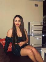 631552681: Chica busca chico en Sevilla