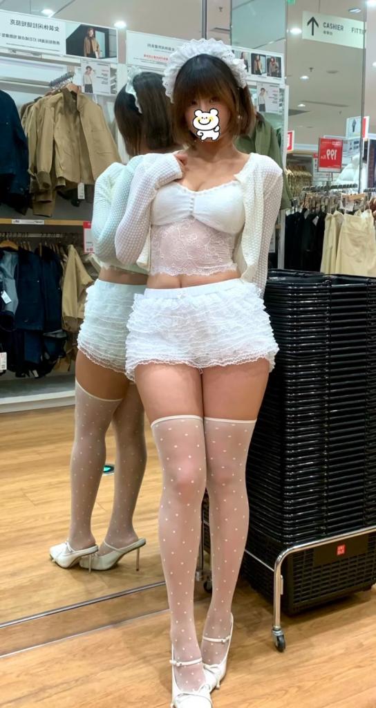 617465608: Chica busca chico en Madrid