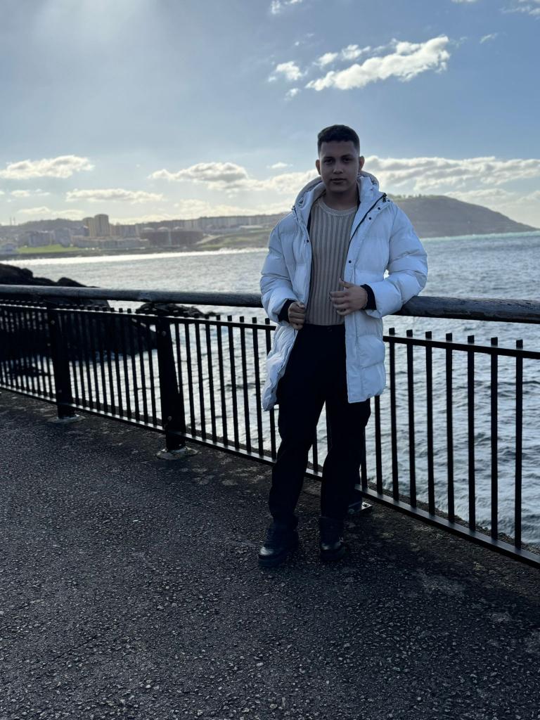 Chico busca chica en Cantabria: 