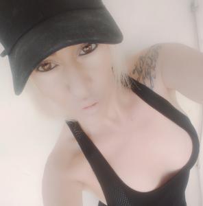 624735389: Chica busca chico en Alicante