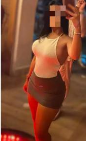 610076417: Chica busca chico en La Coruña