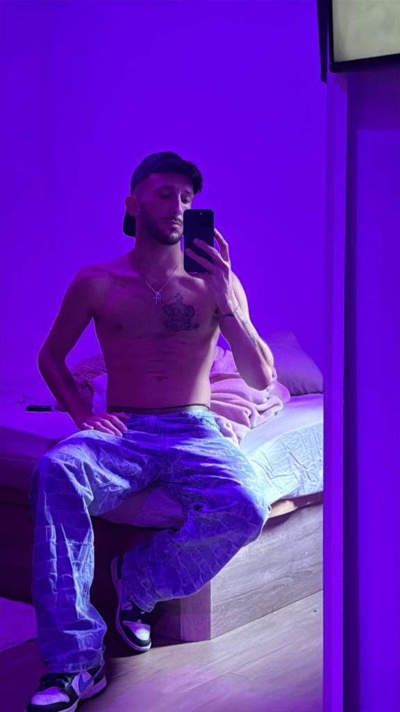 Chico busca chica en Madrid: 