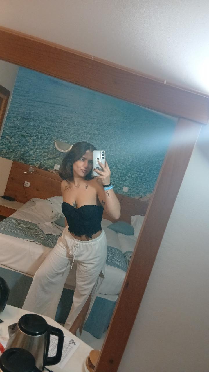 637619523: Chica busca chico en Cádiz