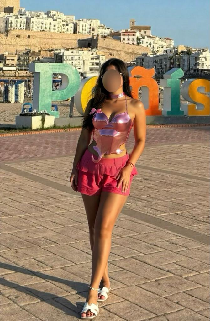 742005976: Chica busca chico en Madrid