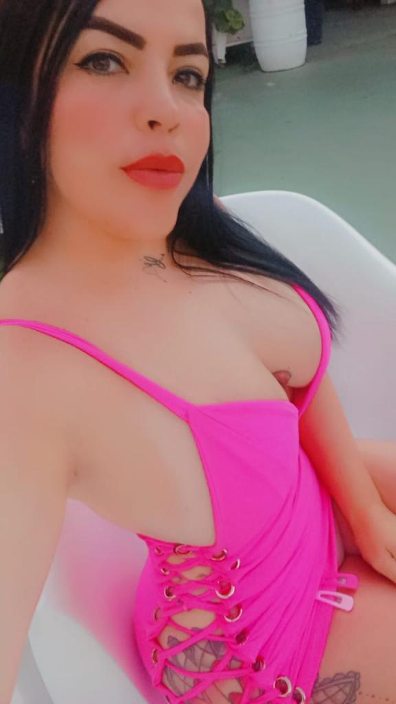 Chica busca chico en Almería: 