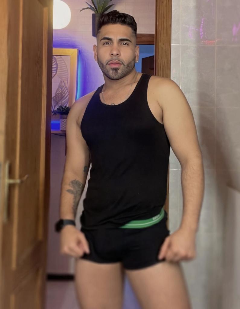 Chico busca chica en Mallorca: 