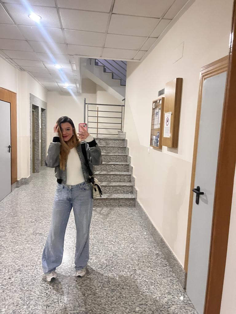 Chica busca chico en Sevilla: 