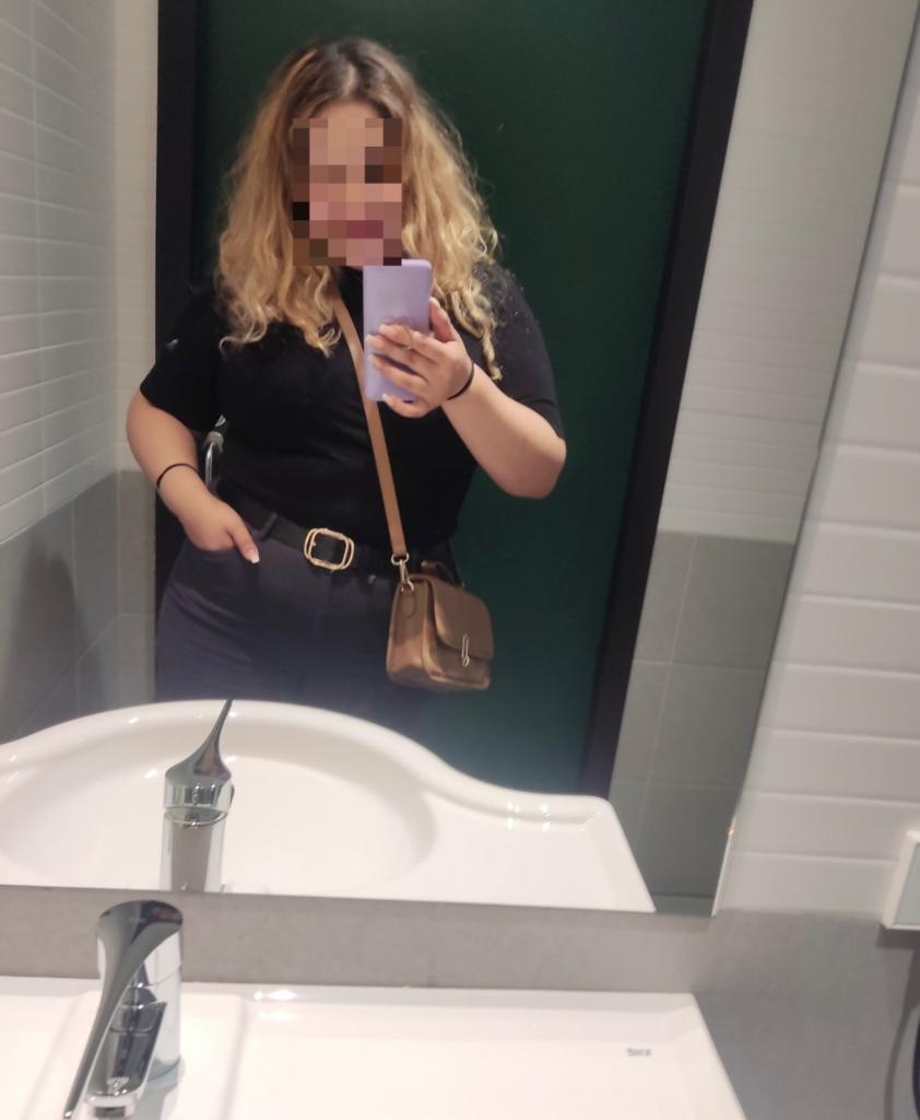 694903830: Chica busca chico en Madrid