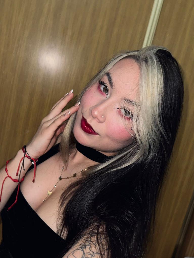 631153572: Chica busca chico en Málaga