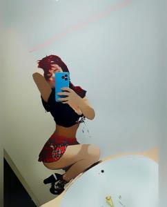 643083787: Chica busca chico en Navarra