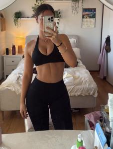 613654729: Chica busca chico en Alicante