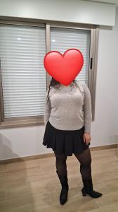 614986104: Chica busca chico en La Coruña