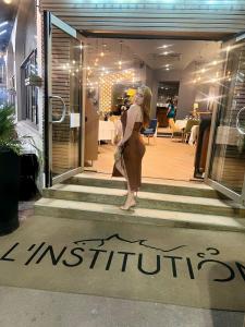 613232364: Chica busca chico en Valencia