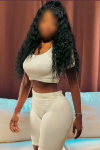 614854093: Chica busca chico en Albacete