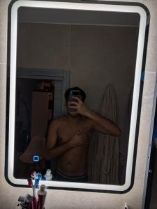 610849072: Chico busca chica en Murcia